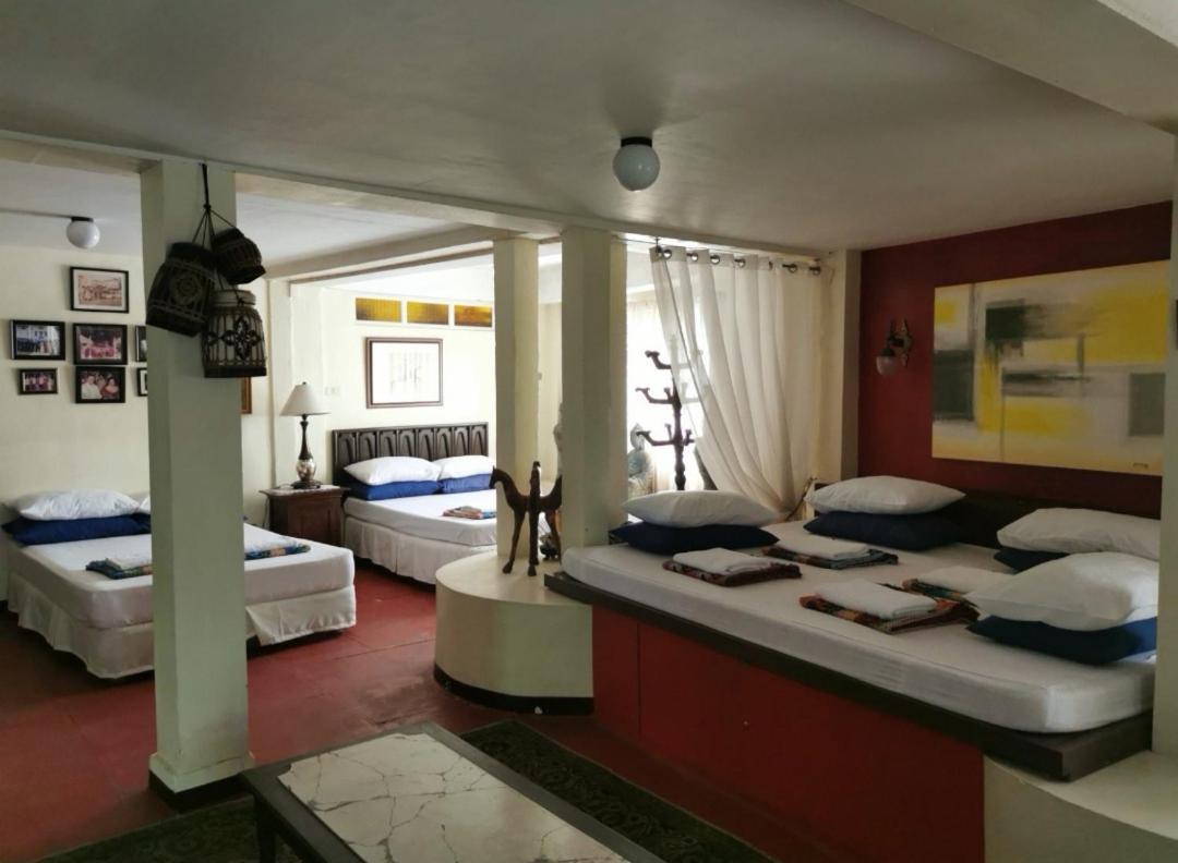 Casa Conchita Bed & Breakfast Taal 외부 사진